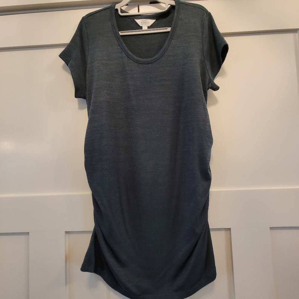 Woman's large market and spruce navy blue maternity top